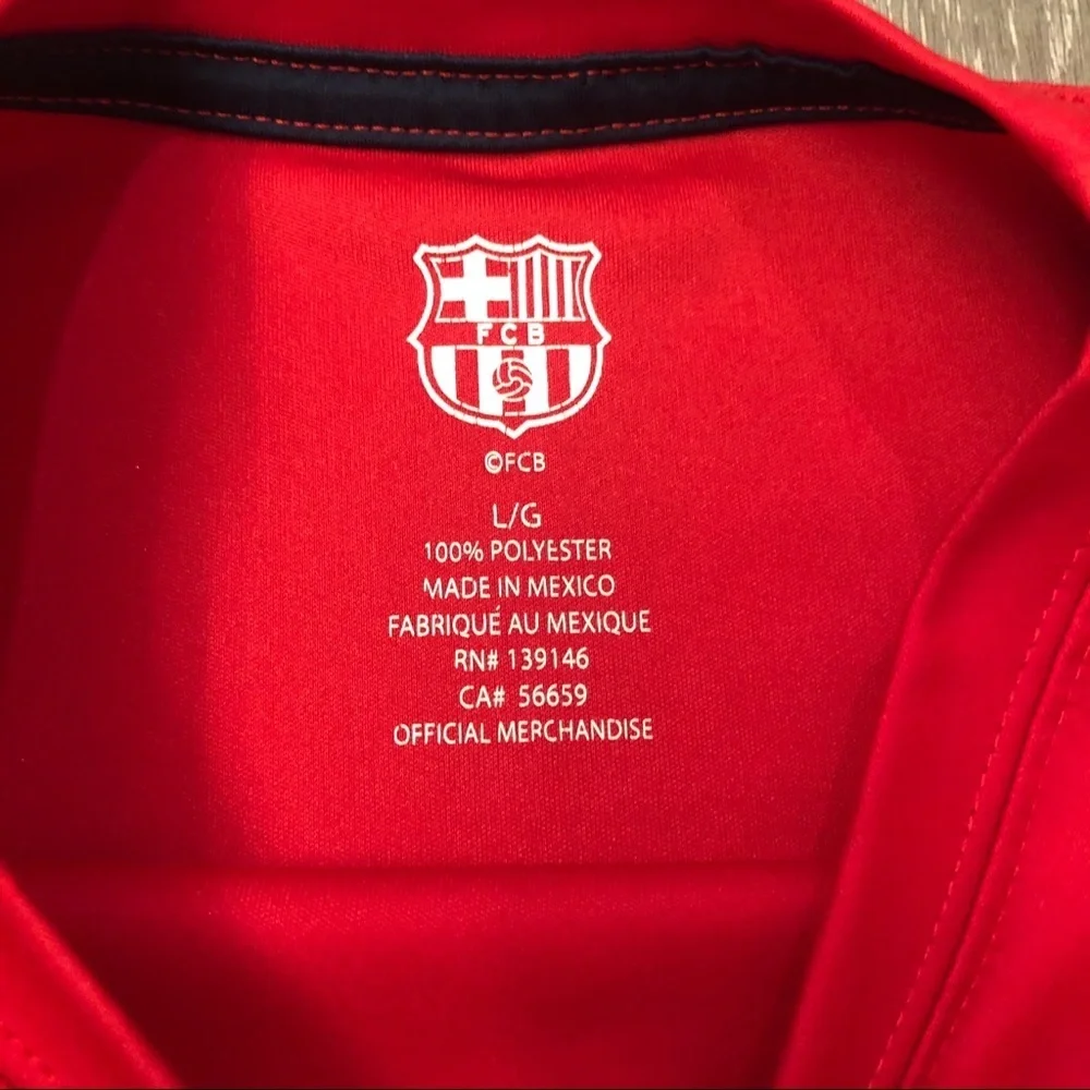 FC‎ Barcelona Large Crest Tee Youth Size Large​